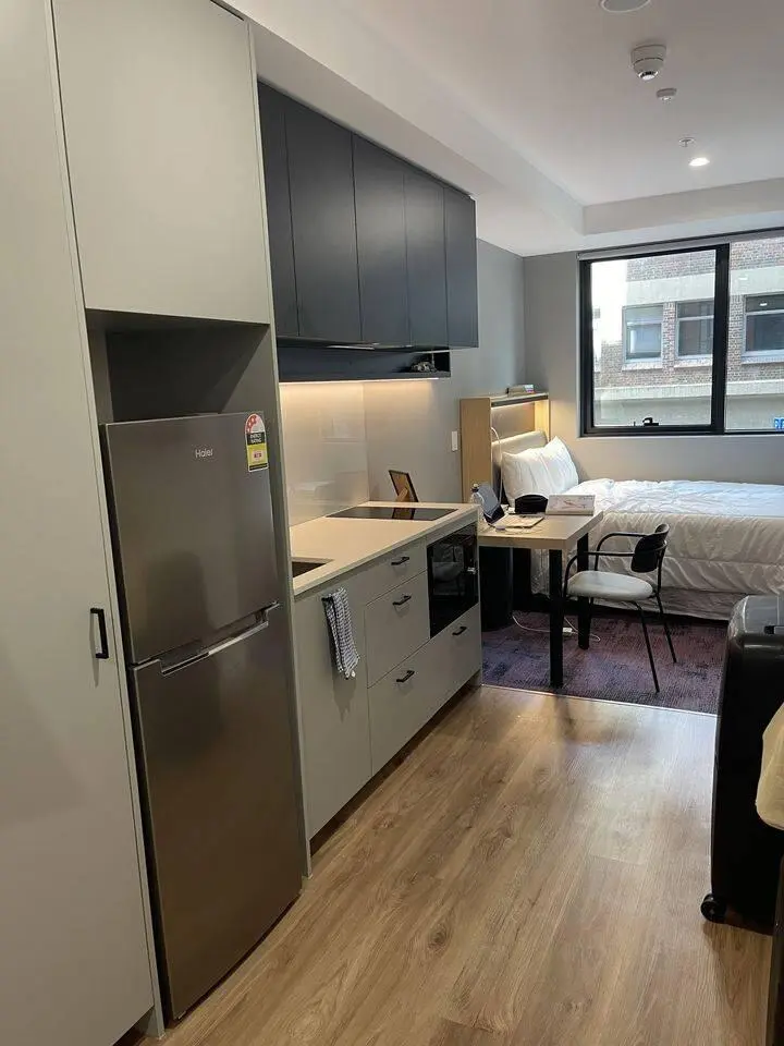 布里斯托2开头新楼 studio找下一任租客