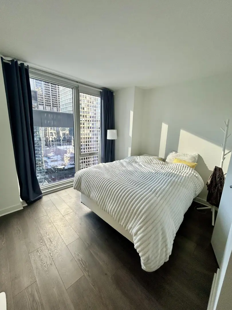 墨尔本CBD急➗落地窗1b1b｜家具齐全 包bill