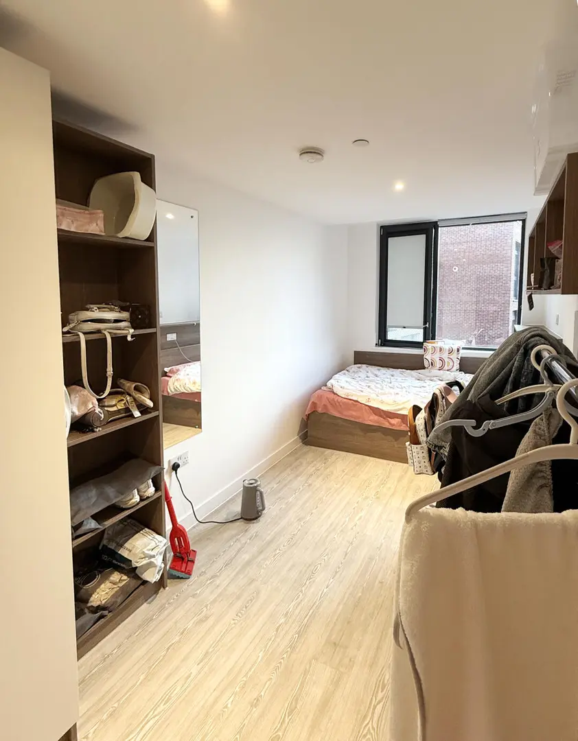 布里斯托ensuite带洗碗机 新老校区中间