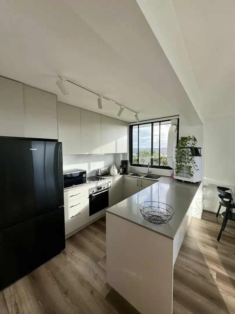 急转vauxhall带落地窗阳台家具，300pw的1b