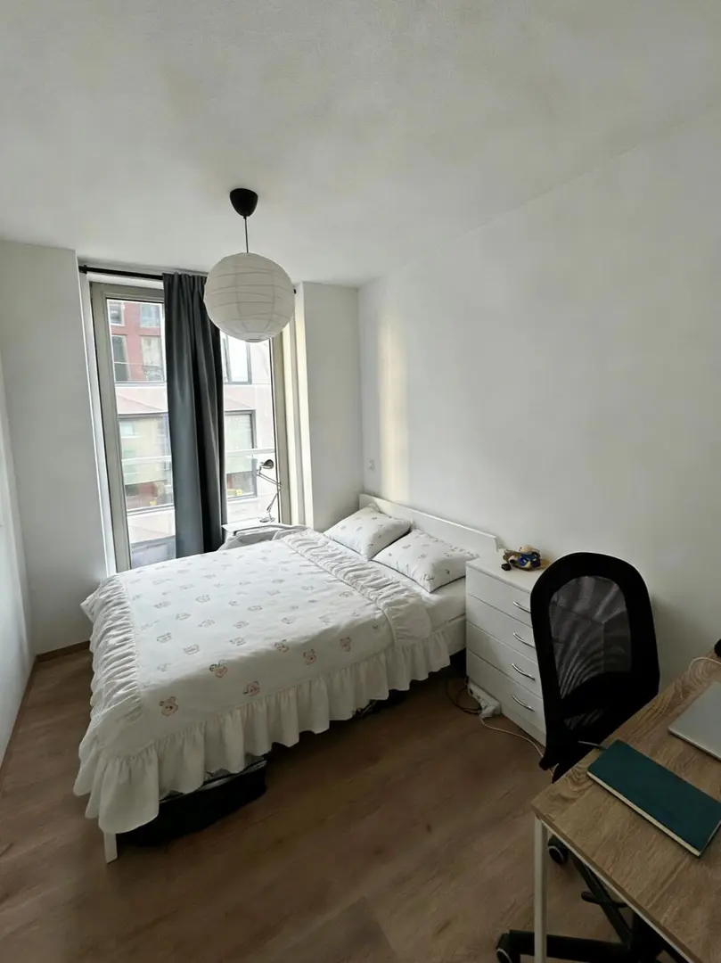 爱丁堡自住落地窗studio急转-包bill 给就出