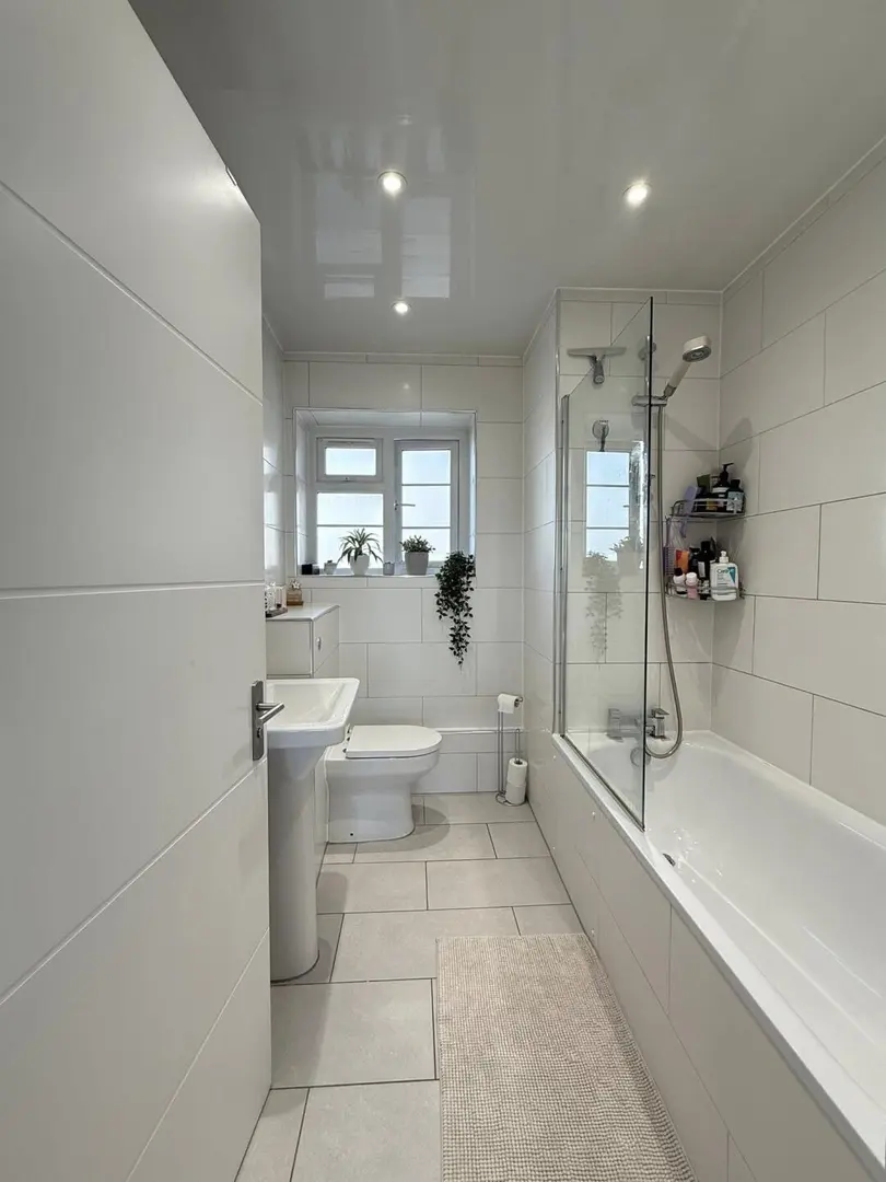 伦敦出2b美宅，一人300pw，带家具可长短租