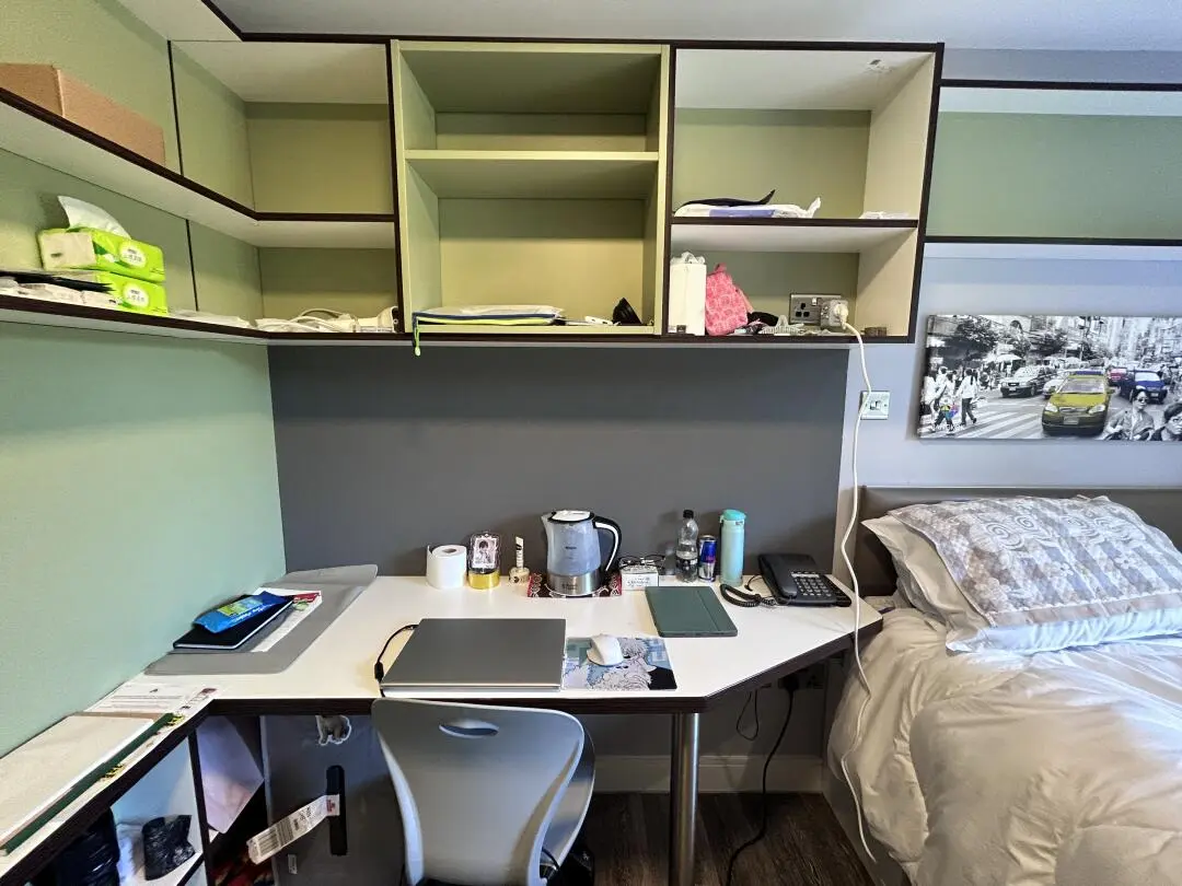 布里斯托｜新老校区中间位置｜两边都近