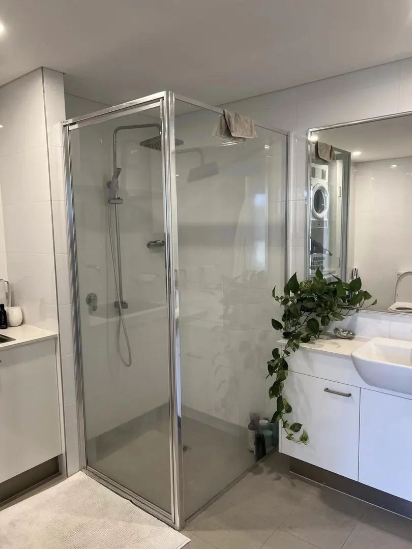 坡上2b2b｜布里斯托转租 带洗衣机有独卫