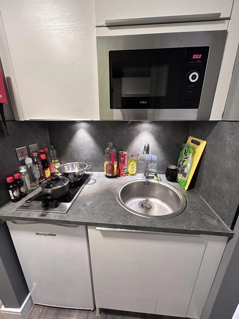 布里斯托｜新老校区中间位置｜两边都近