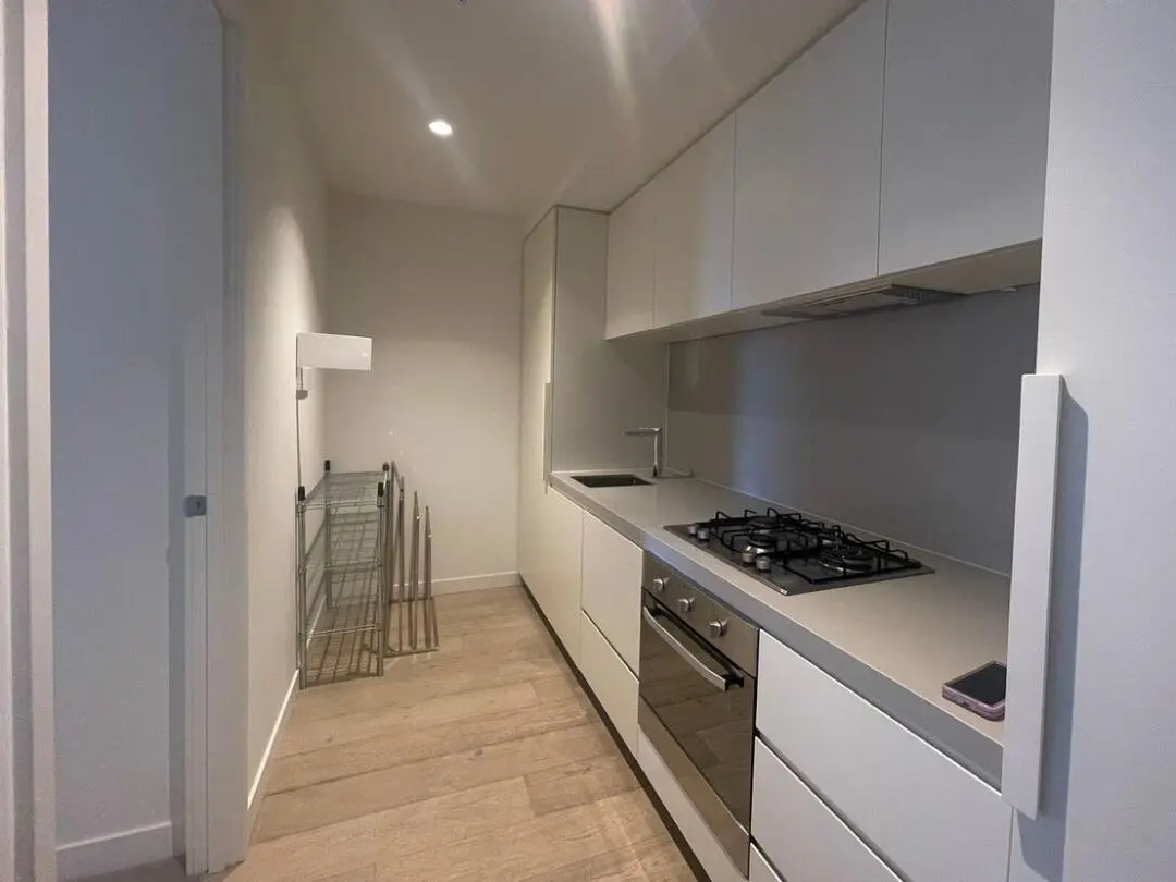 分手转租UCL旁1b1b 300急出可刀