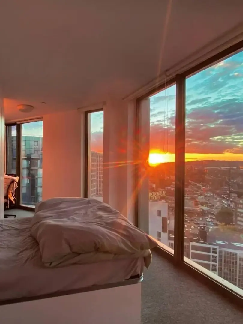 伦敦studio 环绕落地窗～高层采光谁不爱