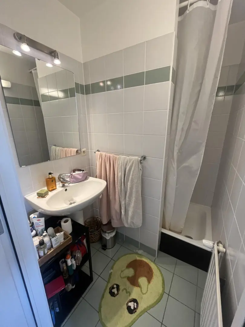 分手转租UCL旁1b1b 300急出可刀