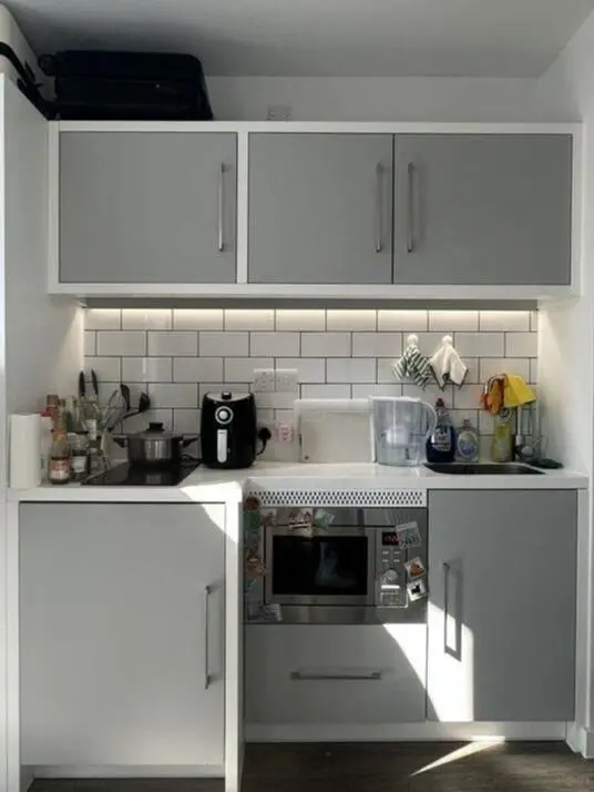 帮学弟转租伦敦studio、包bill、近学校