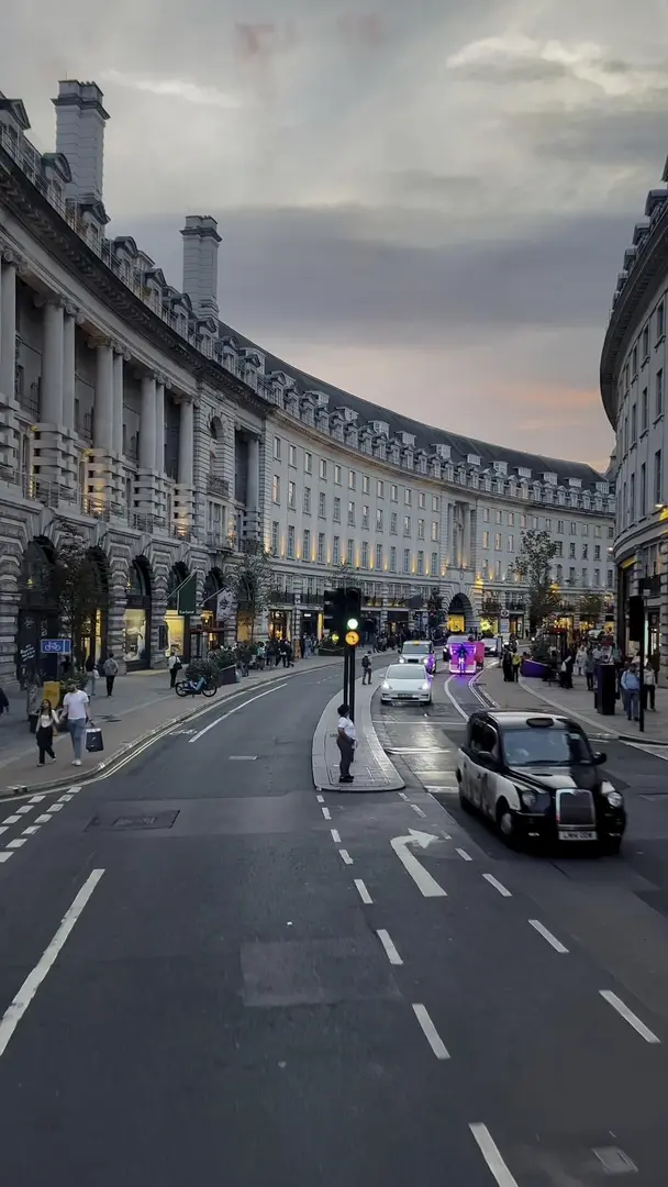 沉浸在摄政街永恒的魅力中❤️