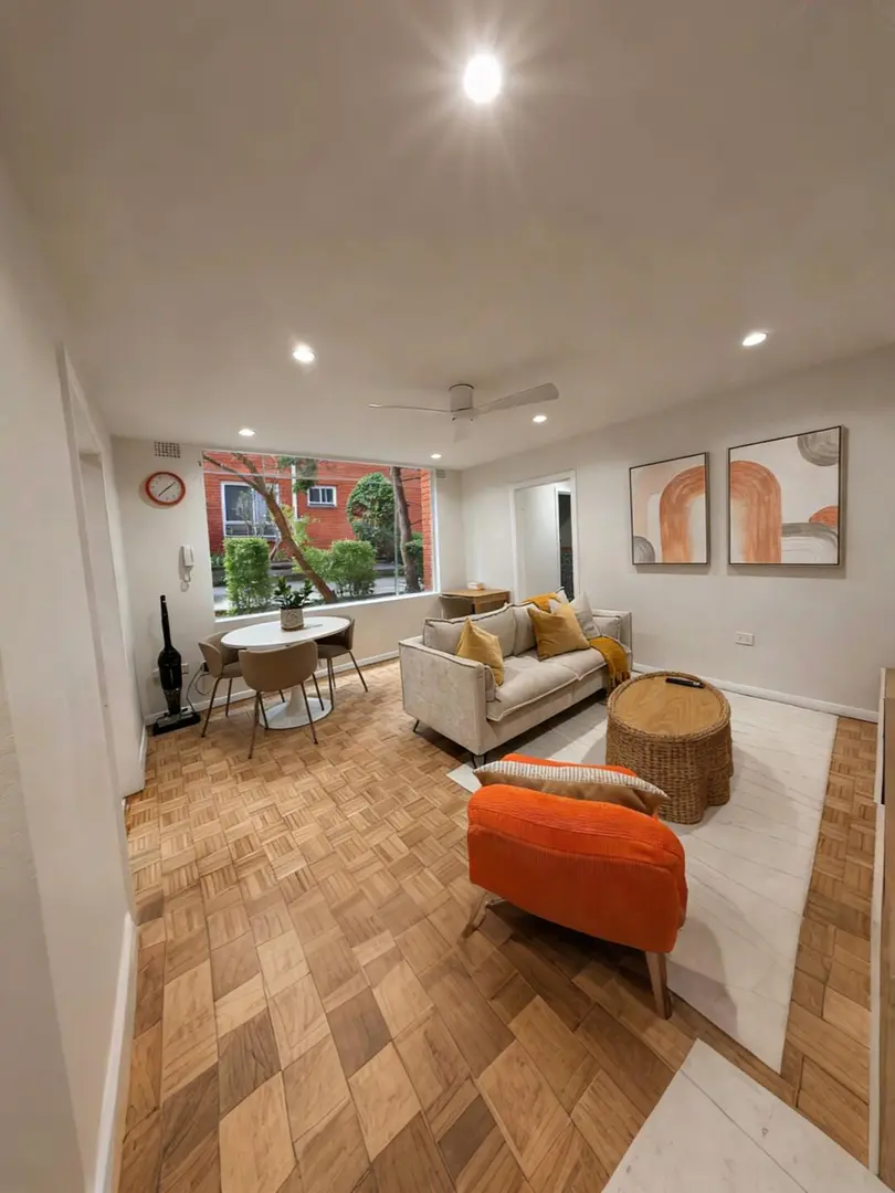 伦敦转个人住大窗1b1b，300包bill家具