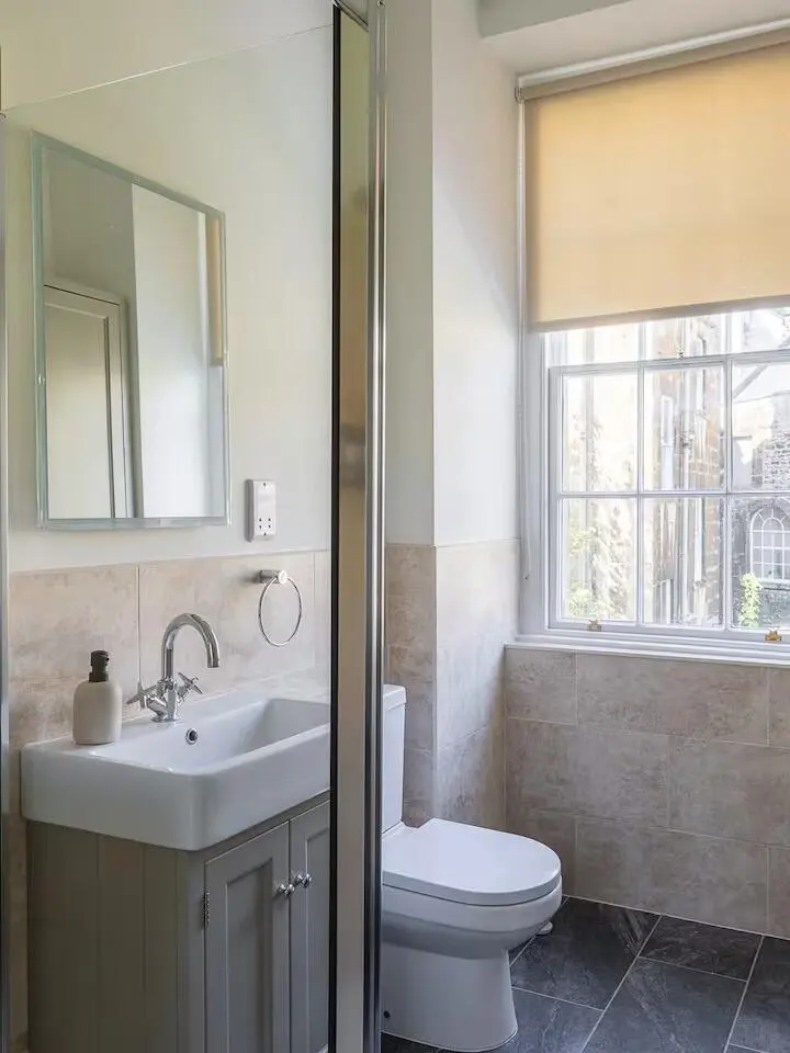 布里斯托大学｜超绝落地窗1b1b直租