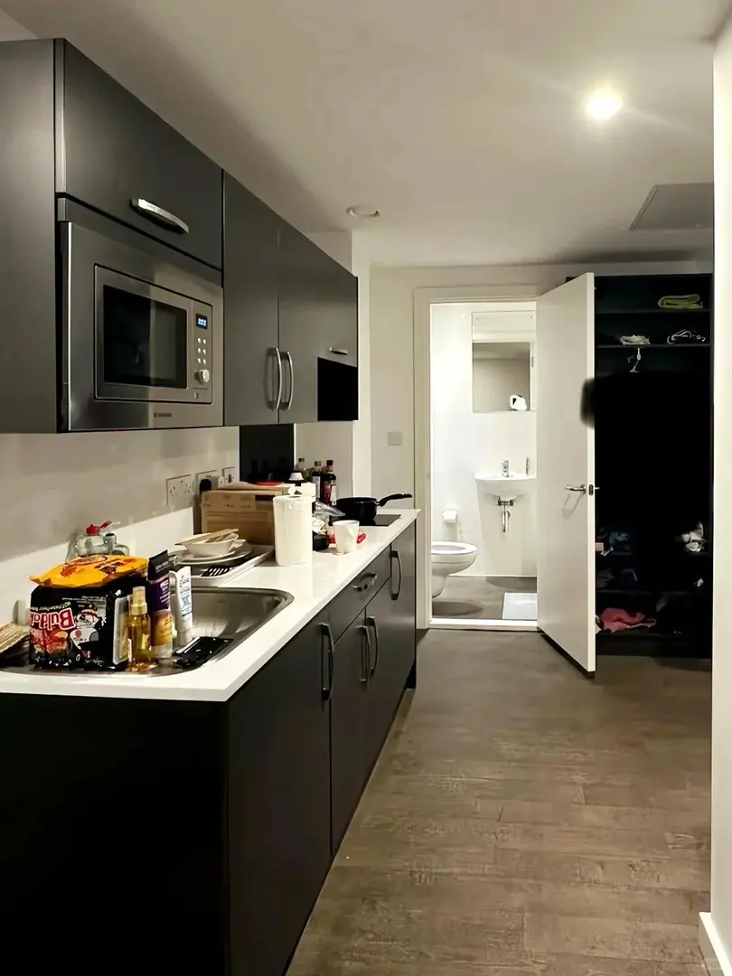 纽卡温馨studio低价➗全包｜免水电 近杜伦