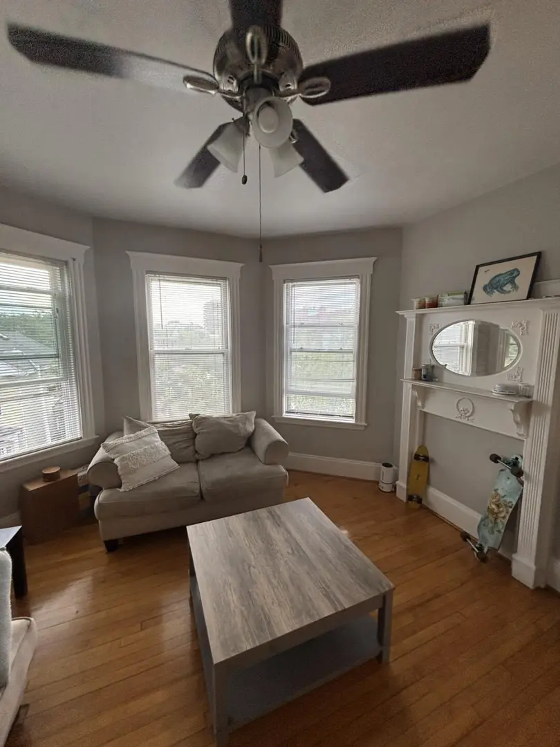 伦敦White City1b1b｜帮父母转租｜300pw