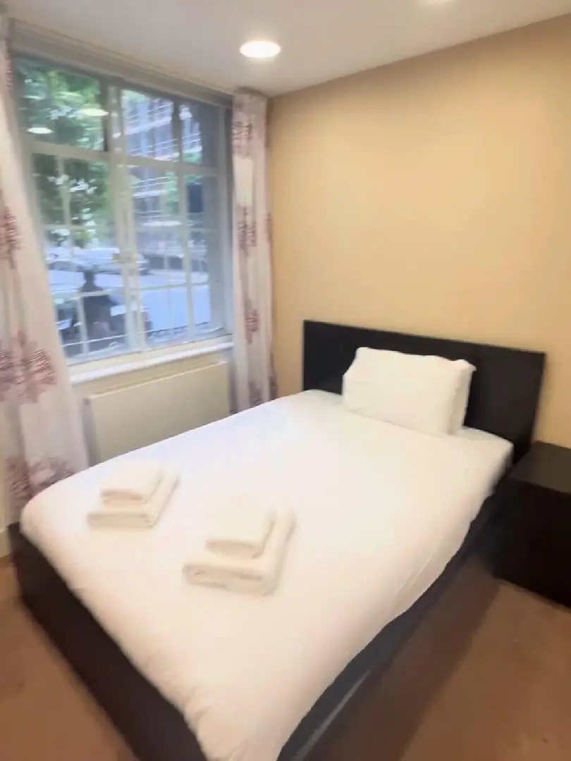 UCL再也不用赶地铁上学了💗