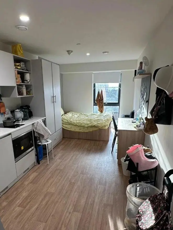 利兹26fall，205pw20㎡的studio没删就在