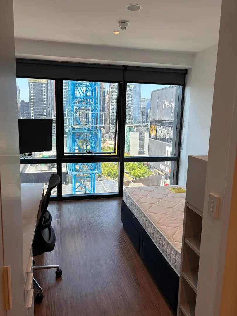 终于租到墨尔本ct大落地窗带空调的studio啦