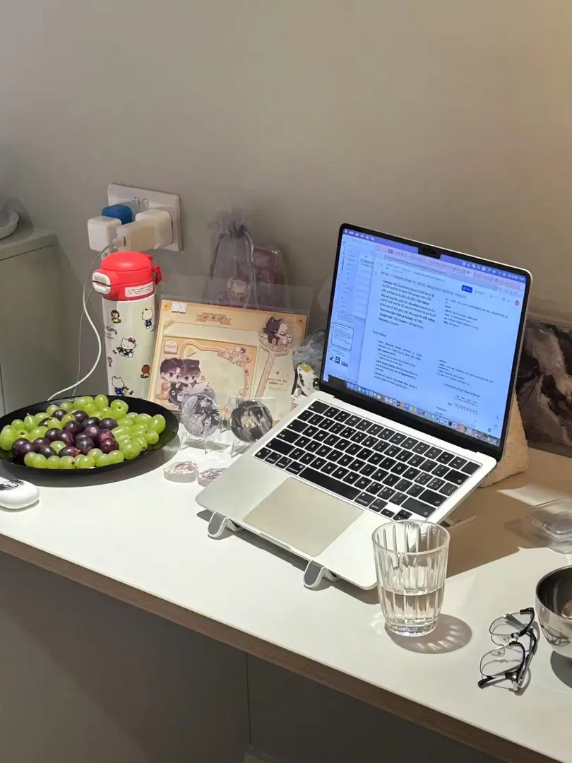 700m到UCL东校区，抠搜版新公寓带露台还...