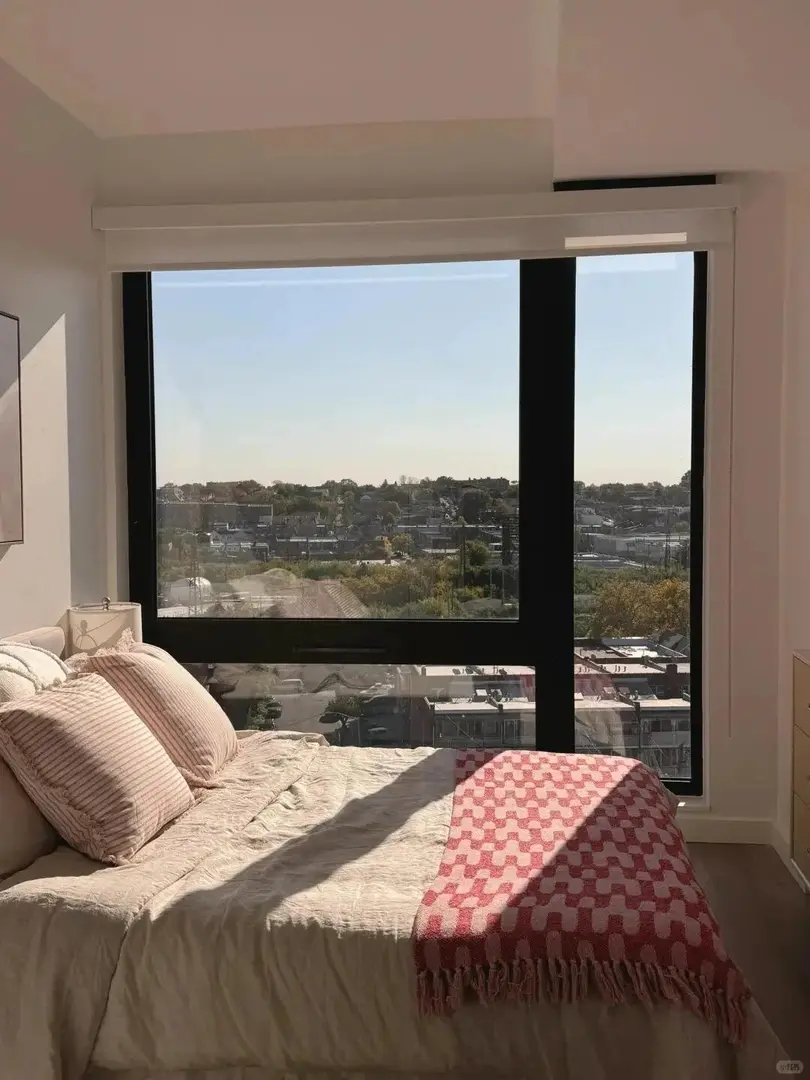 紐卡斯爾 出100+studio，免水電網