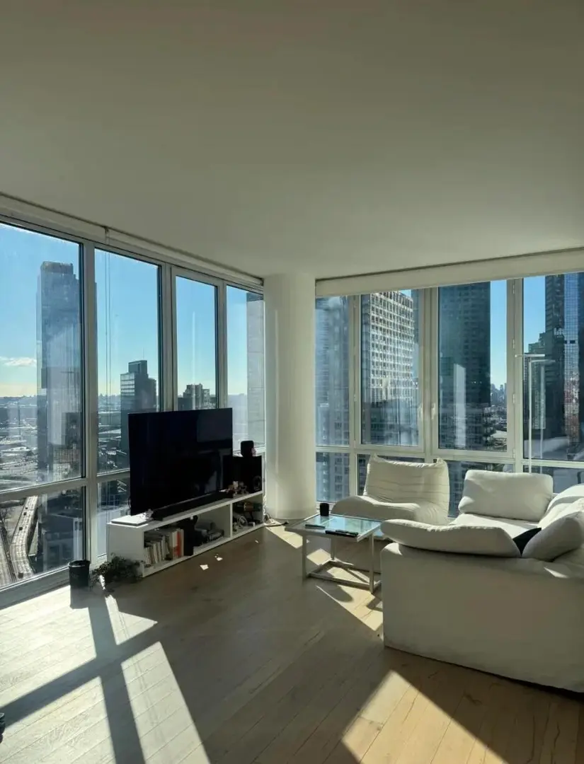 墨尔本WSP高层1b公寓转租，589pw带家具