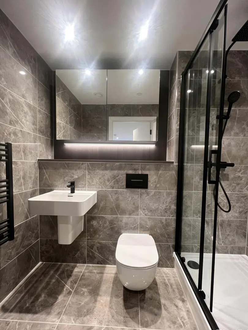 利兹1b1b公寓近大学，领👜入住