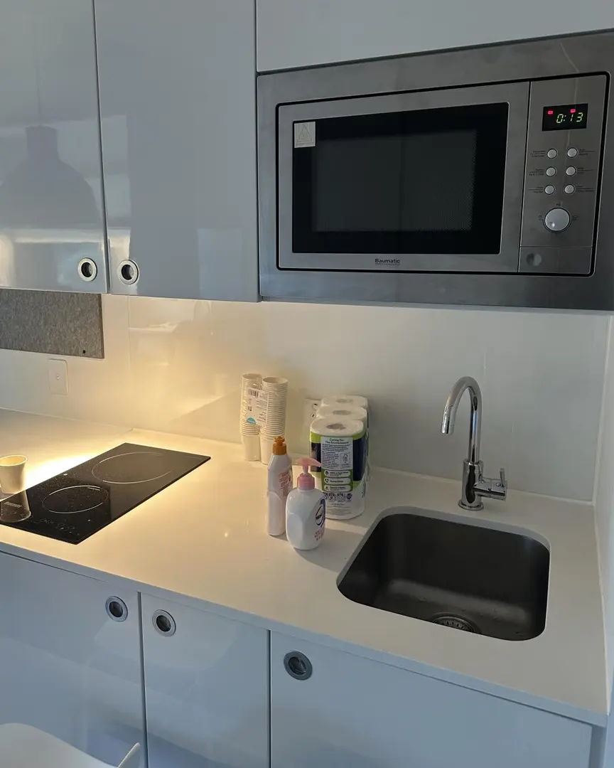 墨尔本温馨studio找下一任租客～包账单