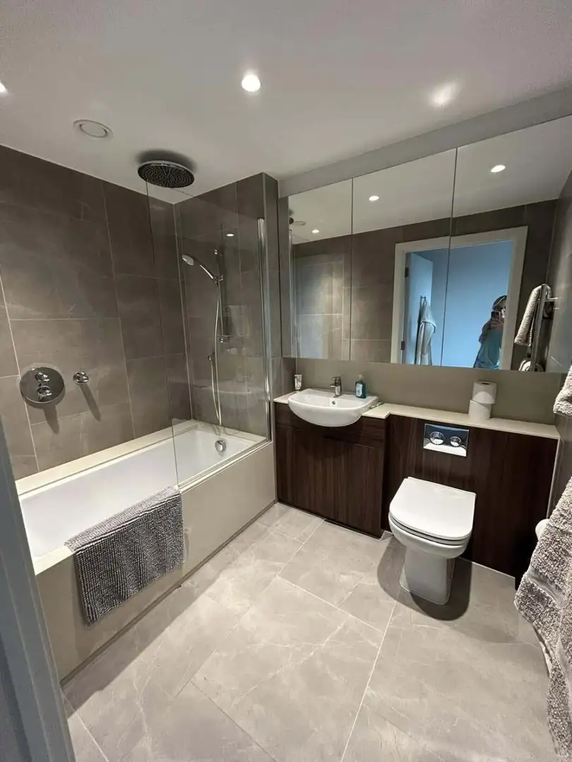 Adelaide自住温馨1b1b急出 包bill近学校