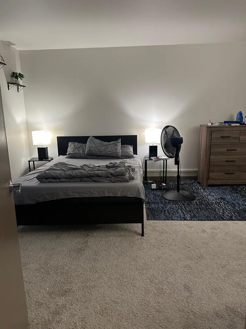 倫敦300出自住1b1b 租期靈活近學校可雙人