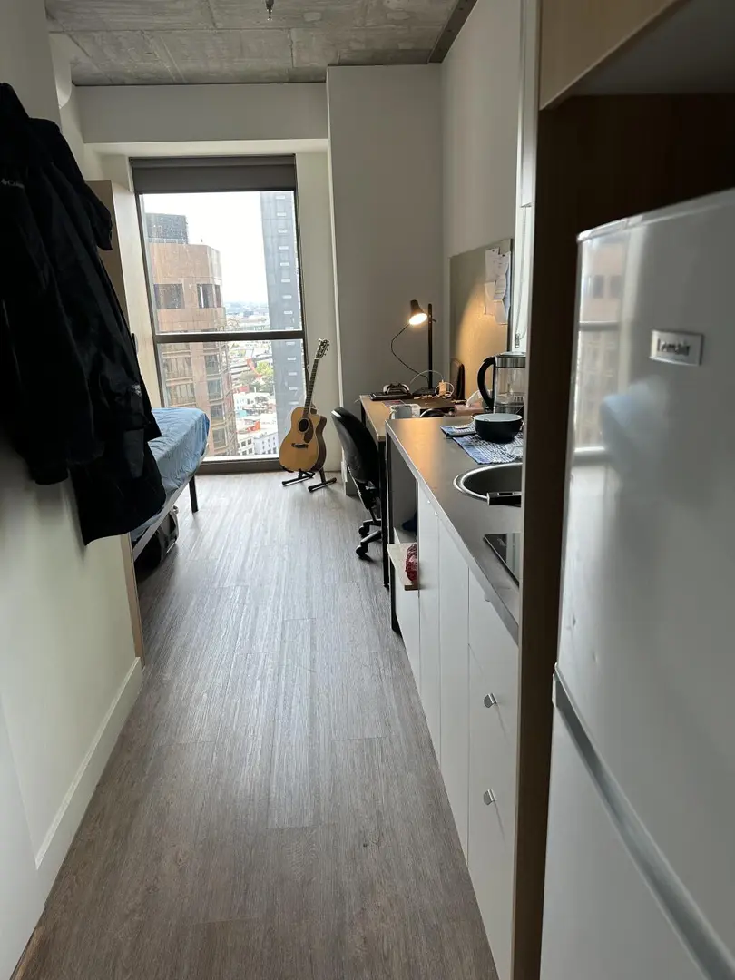 转一间5分钟到墨大的studio