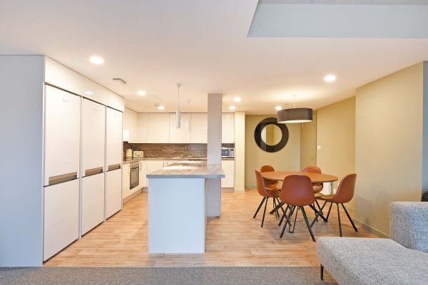 了解加州尔湾大学的优势与不足