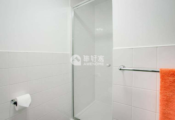 德蒙福特大学生活费用