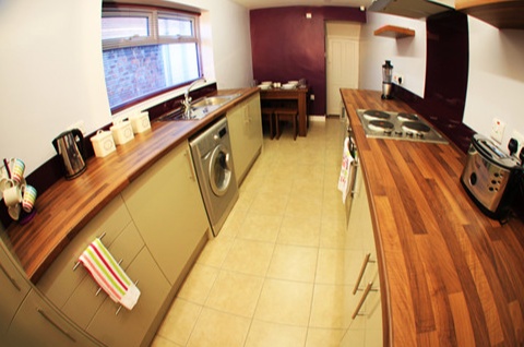 昆士兰大学留学一年费用人民币 布里斯班昆士兰大学租房