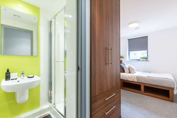 英国布鲁内尔大学世界排名 布鲁内尔大学相当于几本