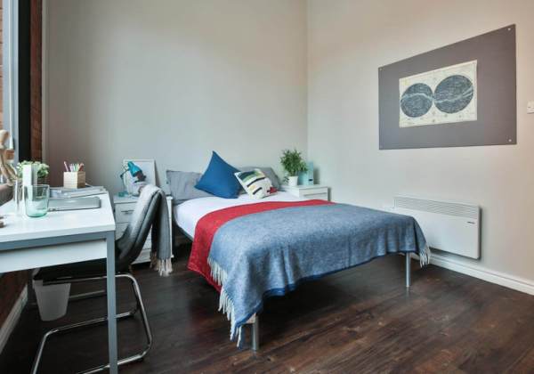 兰卡斯特与利物浦大学:选择哪个好?