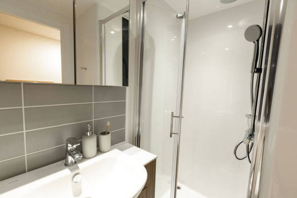 约克圣约翰大学新加坡 英国约克圣约翰大学什么档次