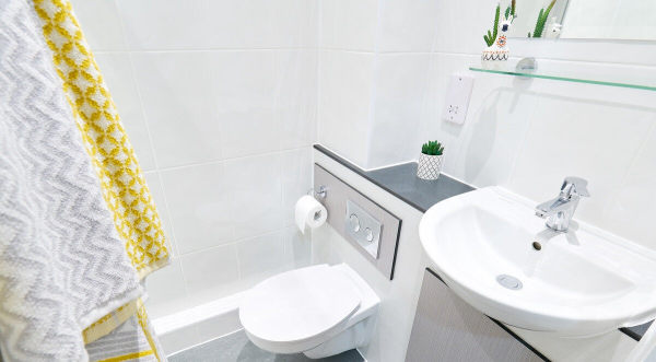 英国罗汉普顿大学——你应该去读吗？