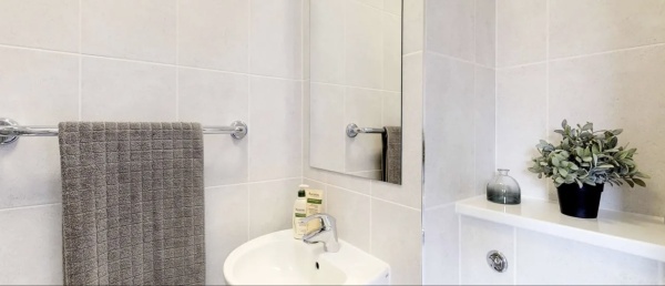 KCL商学院的校区在哪里？