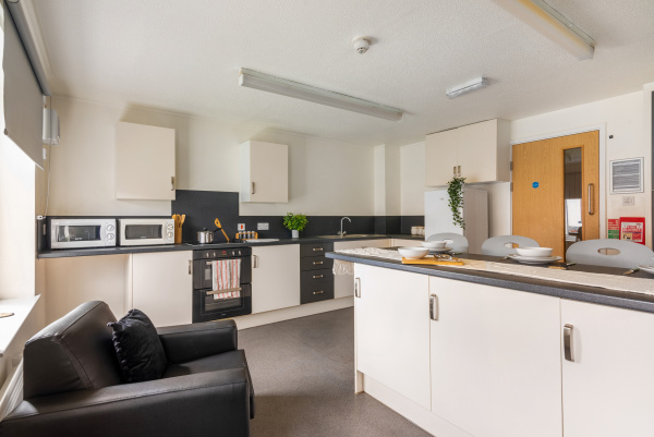 温哥华留学生租学生公寓 温哥华留学如何租房