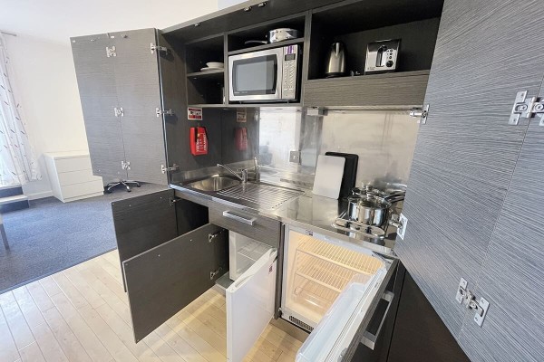 美国洛杉矶留学生找房子 洛杉矶学生公寓价格