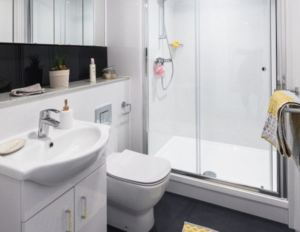 加拿大温哥华留学如何找房子 温哥华学生公寓价格