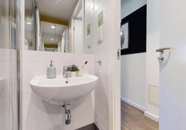 英国卡迪夫留学租学生公寓 卡迪夫留学怎么找学生公寓