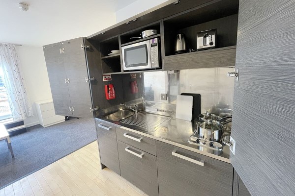 诺丁汉En-suite出租：14㎡ Homes for Students学生公寓