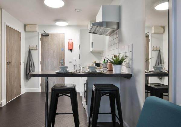 洛杉矶留学生找房子 美国留学生在洛杉矶怎么租学生公寓