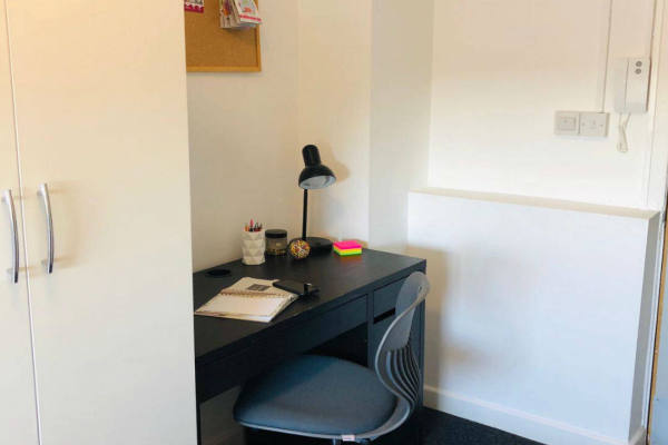 美国波士顿留学生租房子 波士顿租房价格