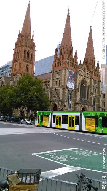 澳大利亚墨尔本留学租公寓 澳大利亚留学生在墨尔本怎么租学生公寓