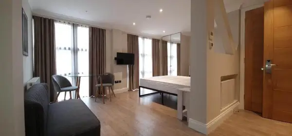 温哥华留学租学生公寓 温哥华住宿费用