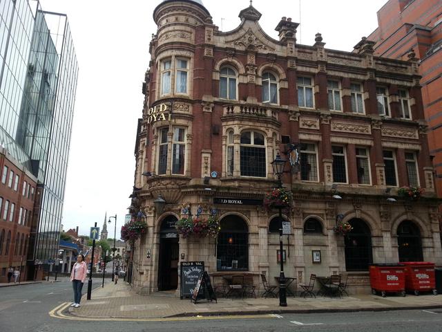 英国伯明翰留学怎么租学生公寓 伯明翰学生公寓多少钱一个月