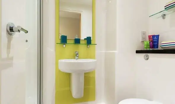 新加坡智源教育学院附近住宿推荐 新加坡智源教育学院找房一个月多少钱