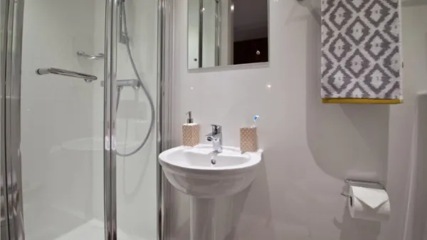 布拉德福德大学学生宿舍推荐 布拉德福德大学住宿价格