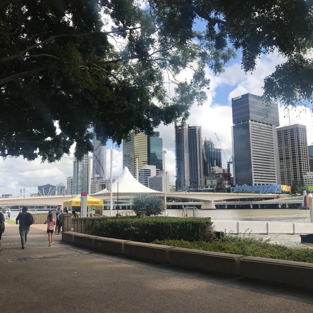 澳大利亚布里斯班留学生租公寓 澳大利亚布里斯班留学生如何租学生公寓